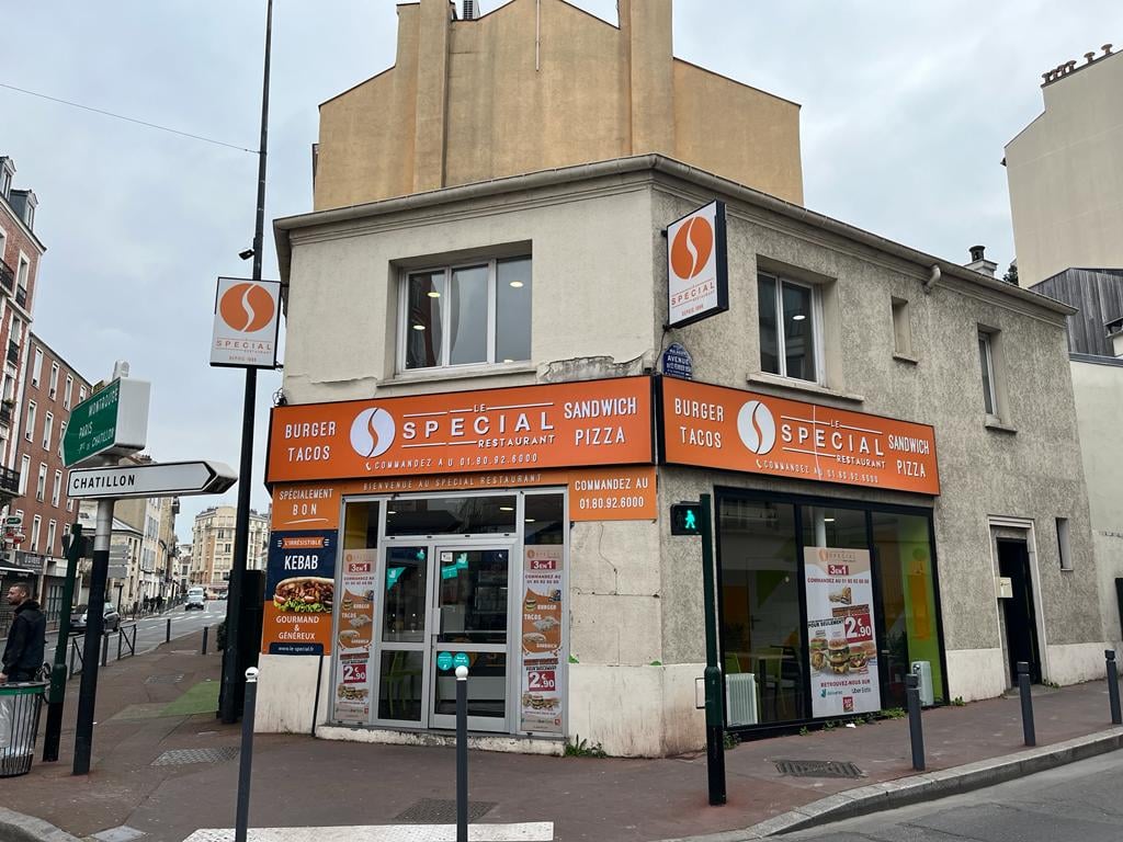 LE SPECIAL restaurant 2